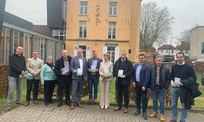 Brochure Nederlands leren voor andertaligen bij notarissen en immokantoren